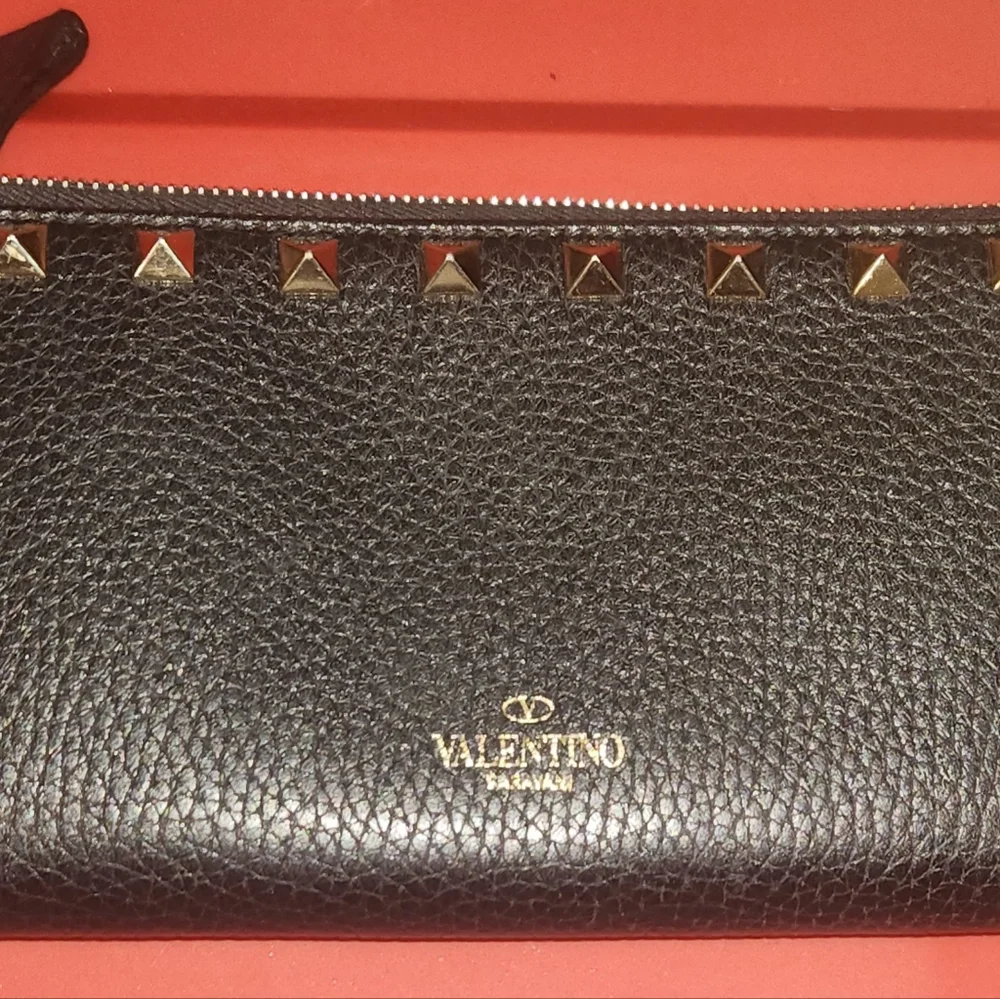 Wallet - Picture 11 of 15